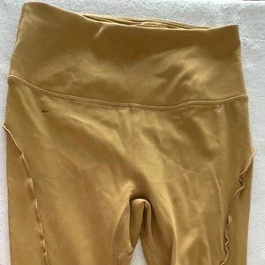 Free People Movement, Hearts Aflutter Leggings, Golden Olive, Size: XS, NWOT/NEW